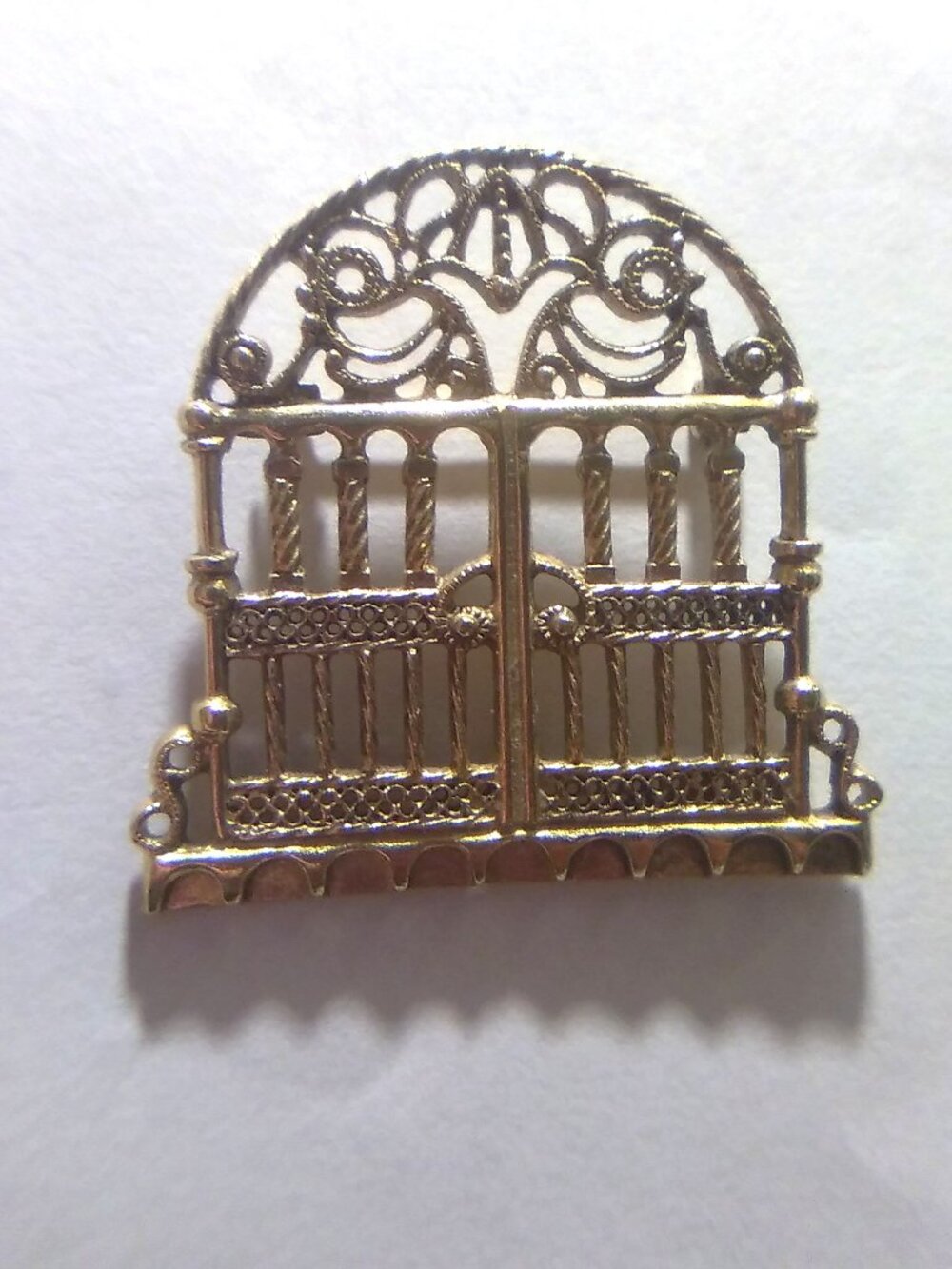 Vintage Ornate Gold-Tone Gate Brooch